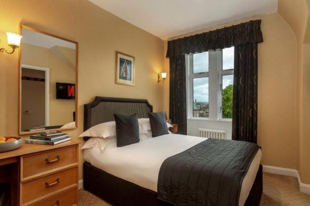 Cairndale Hotel & Spa Dumfries Exterior foto